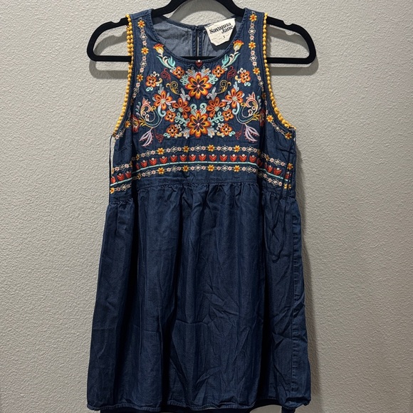 Savanna Jane Dresses & Skirts - 🌸 Savanna Jane Sleeveless Boho Embroidered Denim Dress – Size S 🌸